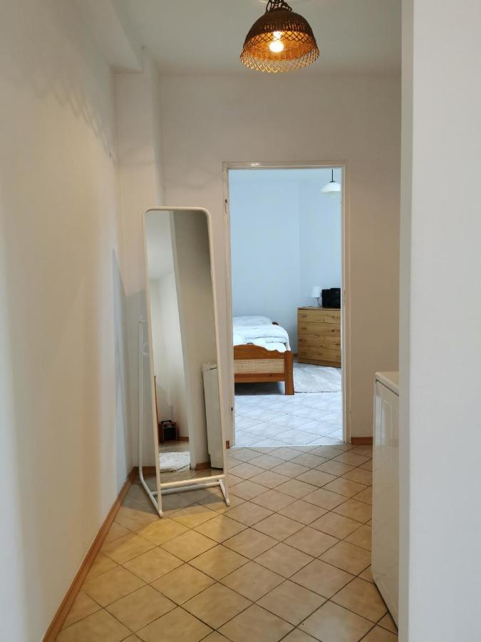 White Apartment Jabłonna Eksteriør billede